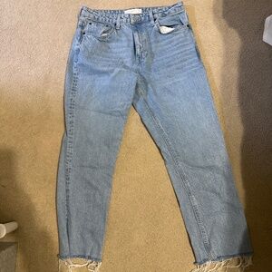 Women’s size 31 Topshop cropped  jeans